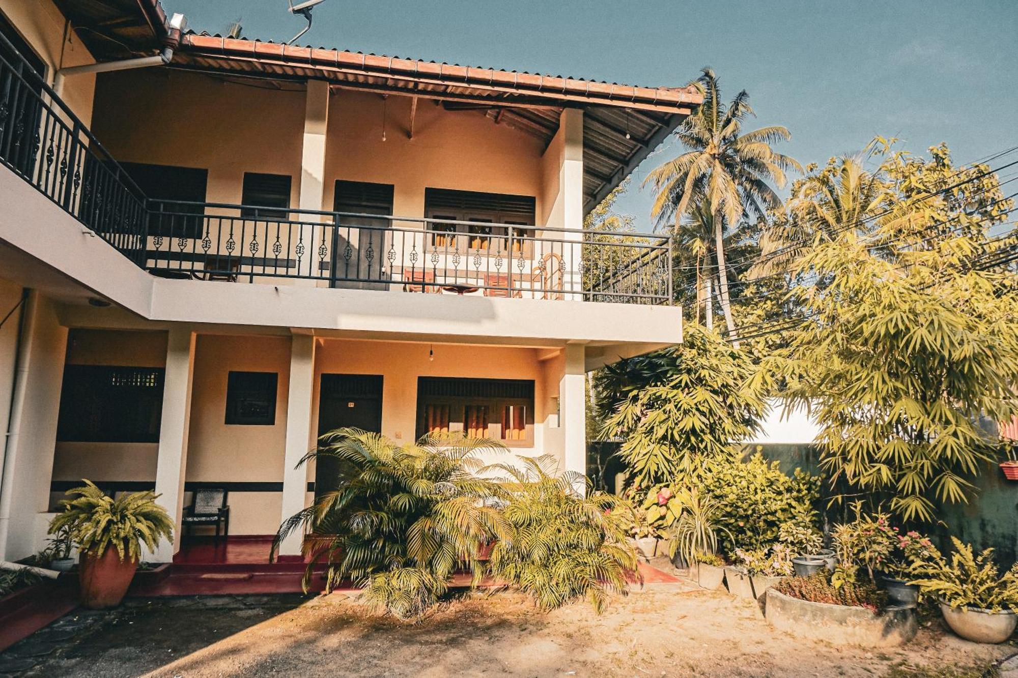 Sunny Lanka Guest House Matara Luaran gambar